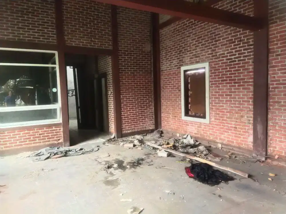 Rumah murah pinggir jln bintara raya bekasi barat cocok buat usaha