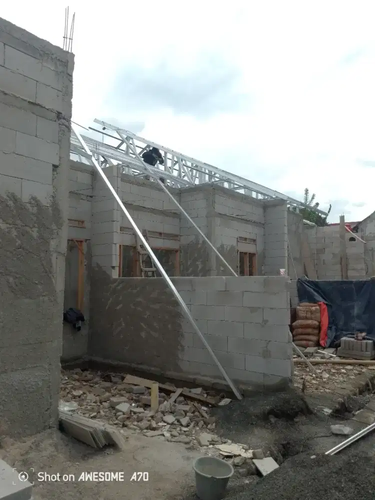 Dijual Rumah 5 unit sedang pembangunan tersisa 2 unit  lokasi kebalen