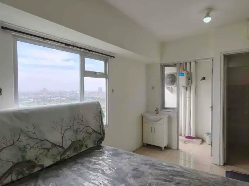 Tower Yale‼️Apartemen educitu studio corner (lebih luas)