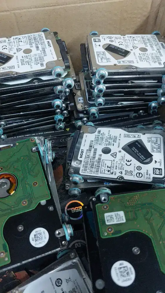 Terima jual beli hardisk,ssd dan ram laptop