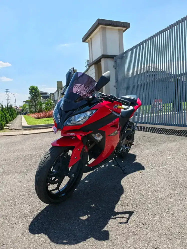 KAWASAKI NINJA FI 250 2017 LOW KM