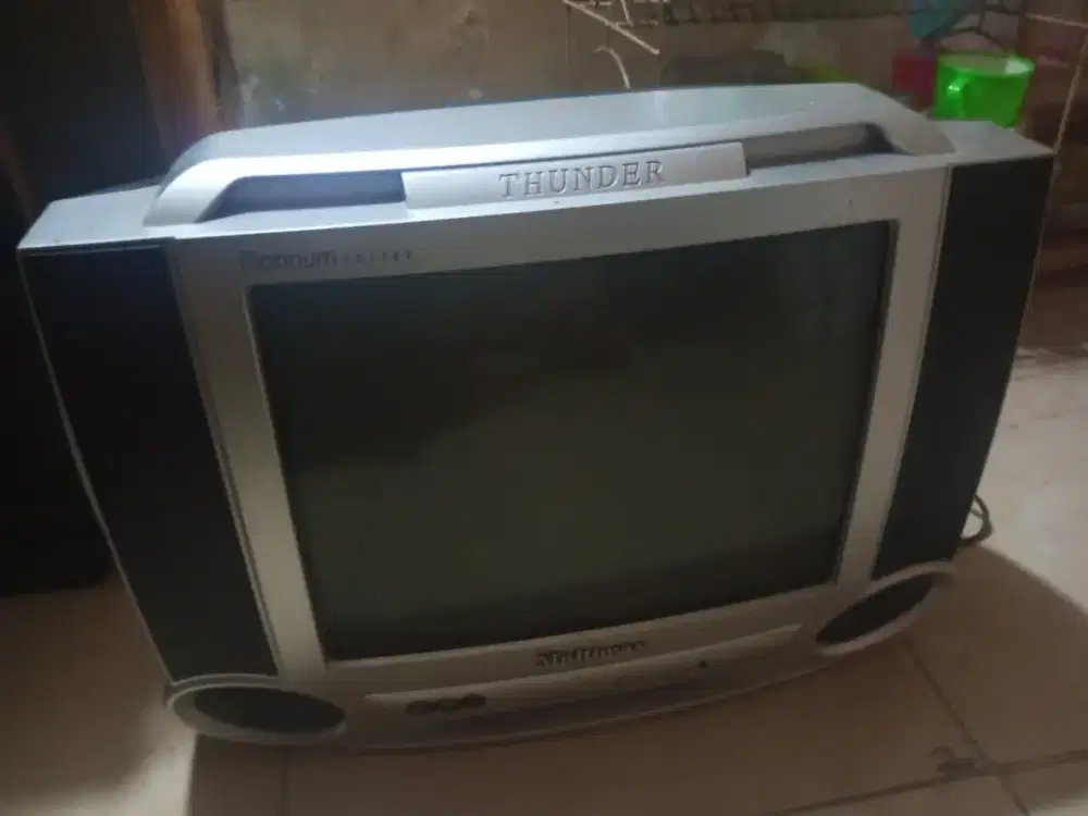 Dijual televisi tabung 14 inc