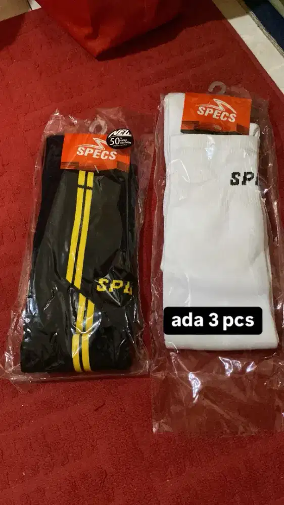 aneka kaos kaki pria