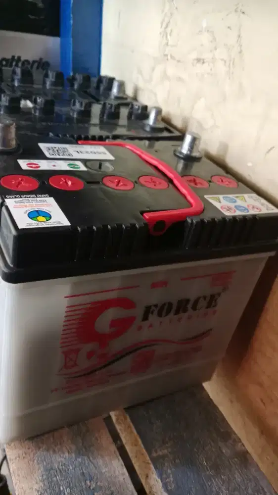 AKI BARU & BEKAS ( BAYAR DI TEMPAT ) mobil inova