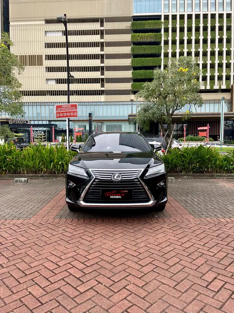 [LOW KM!! PAJAK PANJANG!! UNIT ISTIMEWAH] Lexus RX200t 2017 Bensin