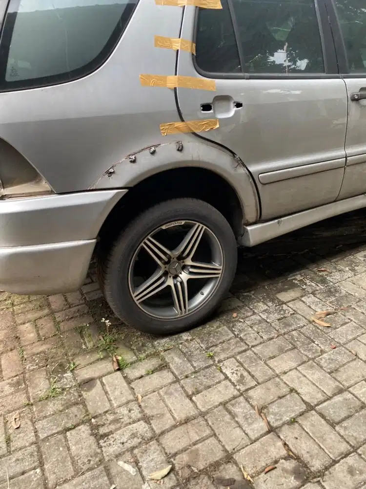 Velg replika AMG mercy pcd
