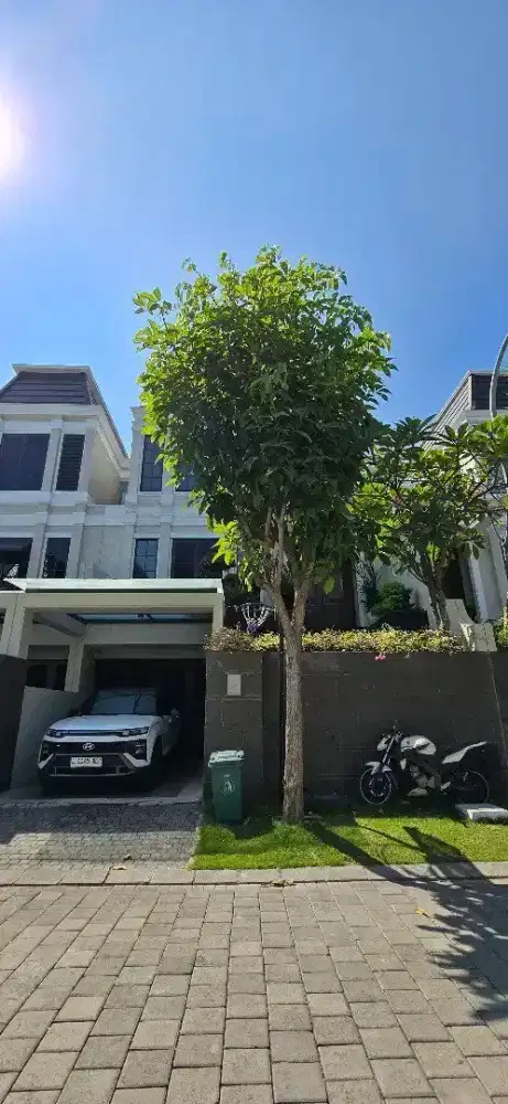 Rumah The Grand Kenjeran Pine wood STRATEGIS, SEMI FURNISH, MURAH