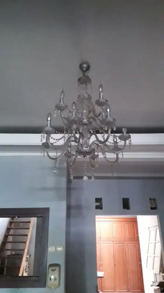 lampu kristal antik