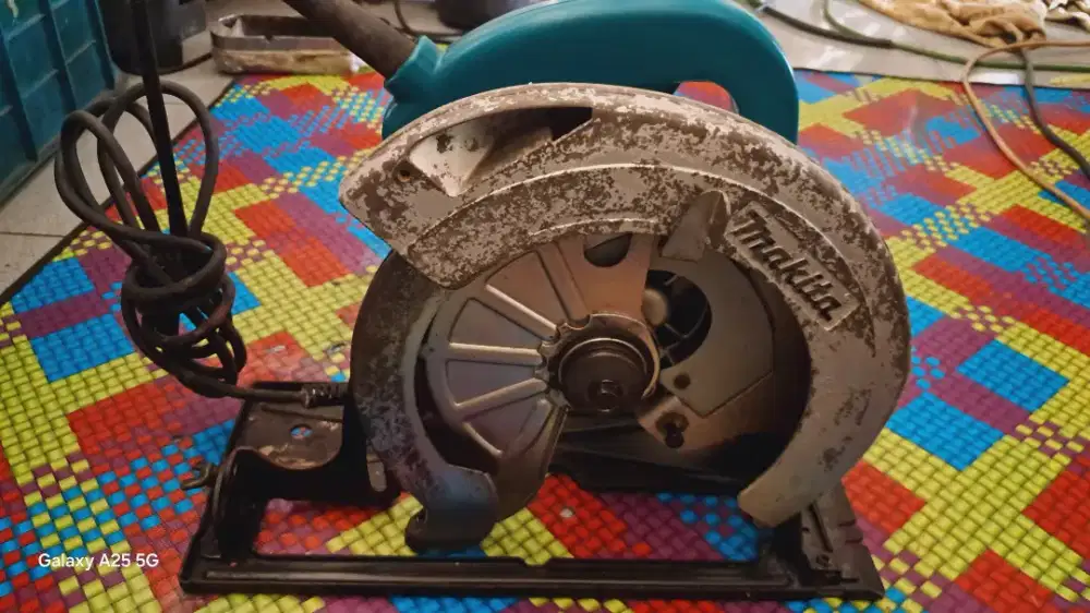 CIRCLE MAKITA 9 INCH TYPE N5900B