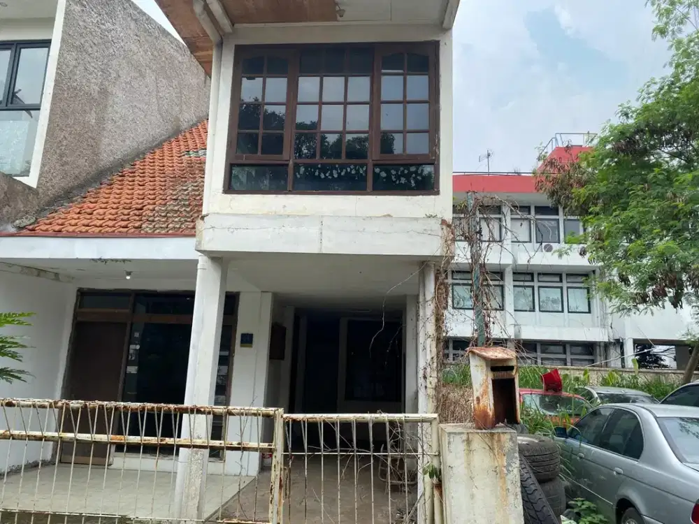 Dijual  Rumah harga tanah saja  Lokasi sayap pasteur, dekat pom Shell