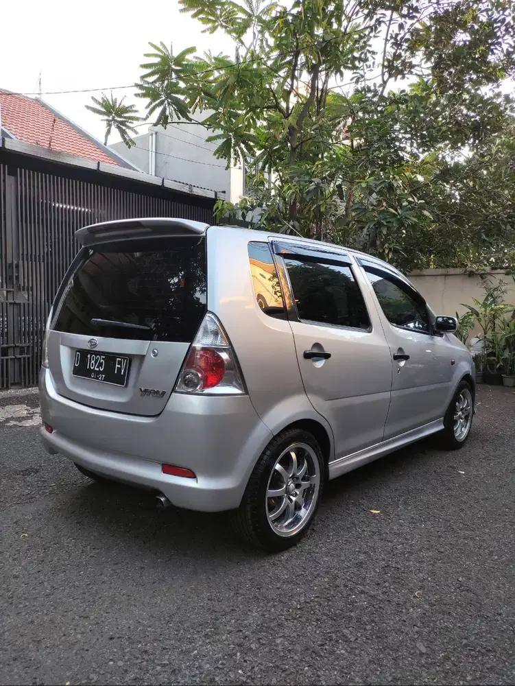 Daihatsu YRV CBU Automatic 2002