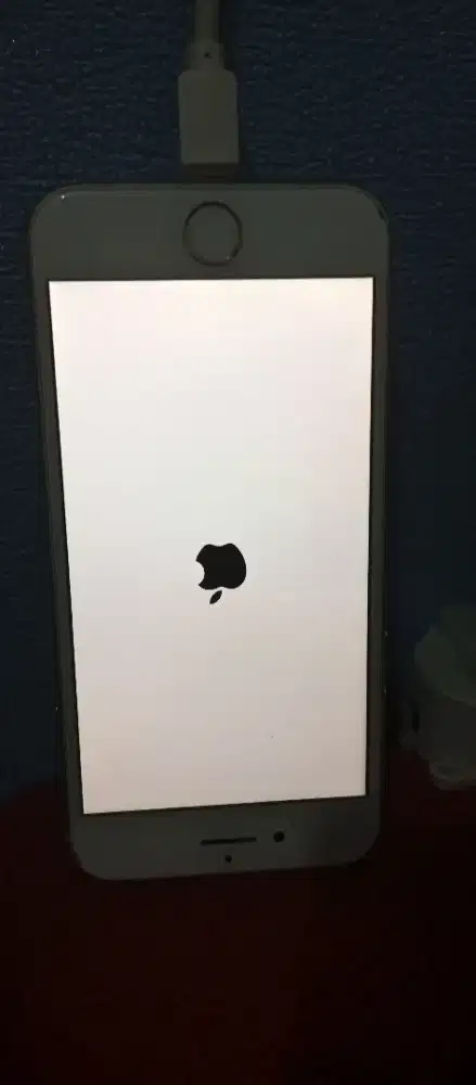Iphone 8 bekas minus