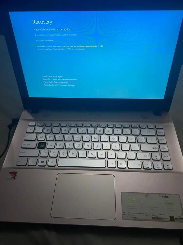 Laptop Asus Minus Tipe X441B