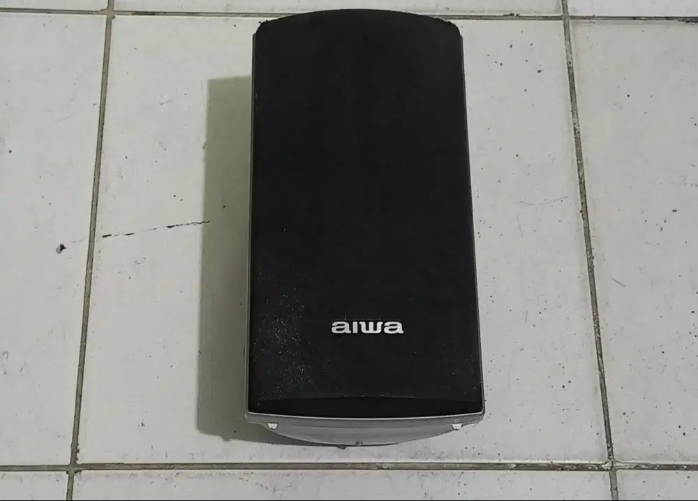 1Box Salon Aiwa (isi 2 bh Sub Woofer) Pasif 4inchi,Ori Japan,murah,NET