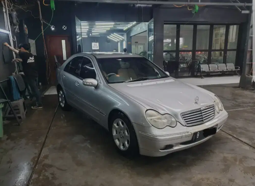 Mercy C240 Elegance Sunroof