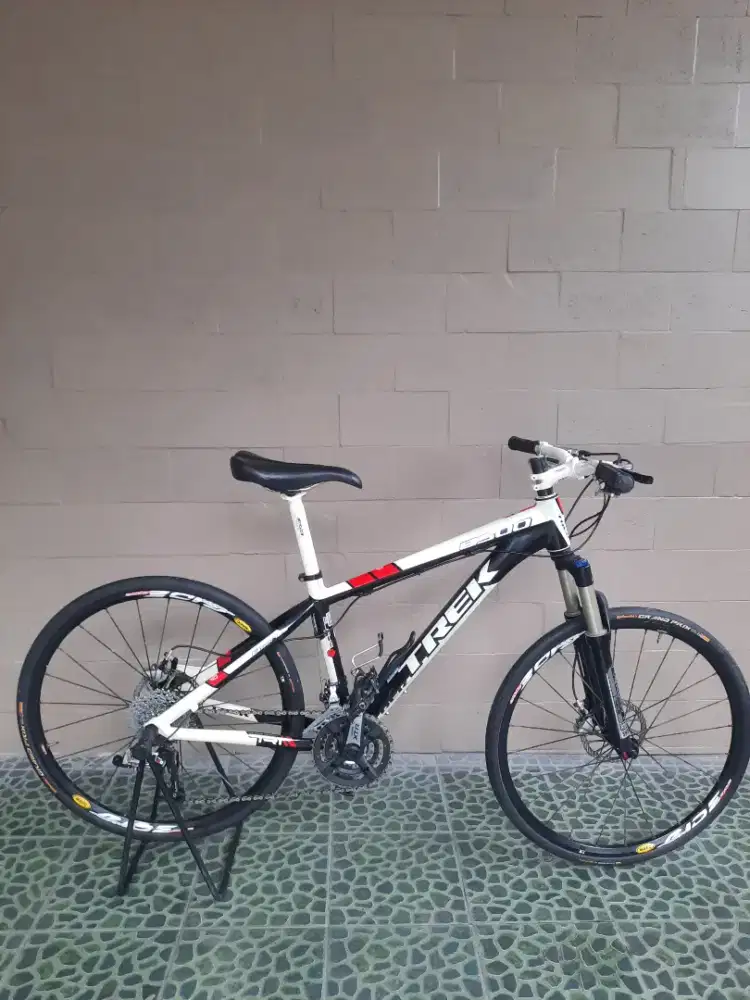 MTB sepeda gunung TREK 8500 mountain bike spek premium