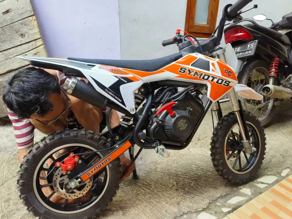 Motor minitrail pc symotos 50 cc 4 tak