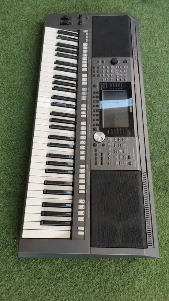 YAMAHA PSR S970 LIKE NEW 99% MSH GRESS