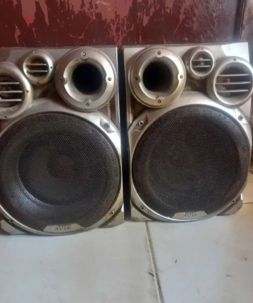 Speaker subwofer JVC normal bass mantabb