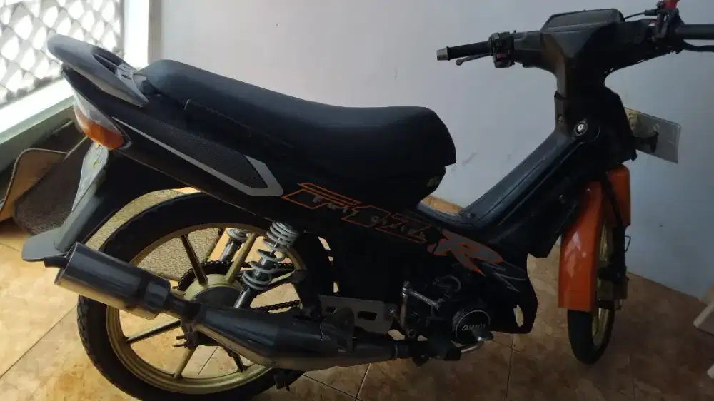 Dijual yamah F1ZR