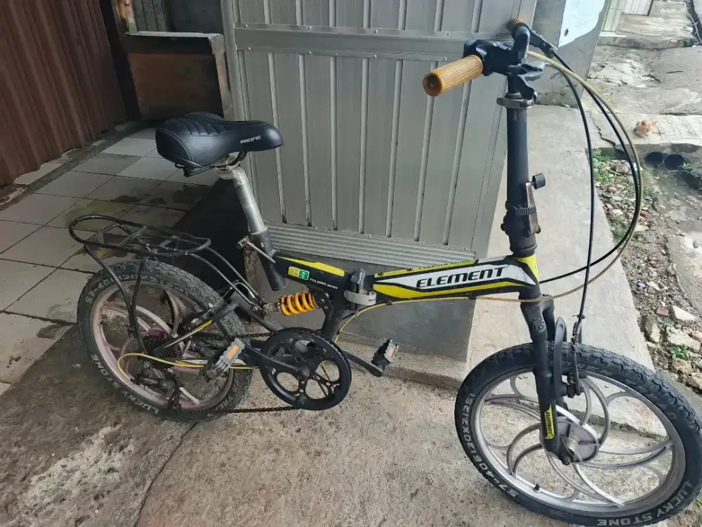 Sepeda lipet size 20 merk element bekas murah