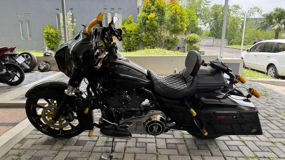 Harley Davidson Street Glide 2013 Performance Bagger
