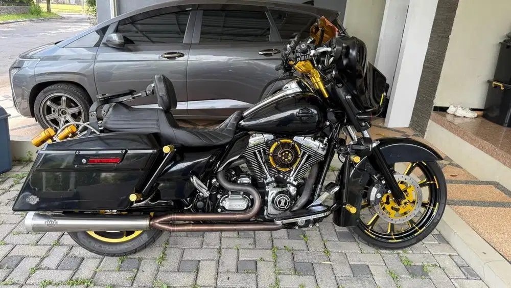 Harley Davidson Street Glide 2013 Performance Bagger