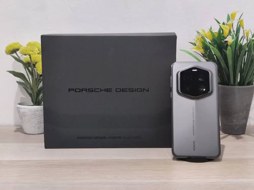 Honor Magic 7 RSR Porsche Design 24GB/1TB Resmi Bea Cukai
