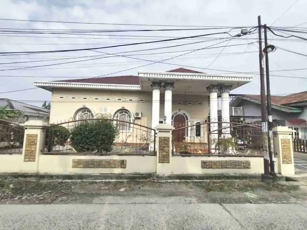 Dijual Rumah Di Jl Sempurna Kec Payung Sekaki P.baru