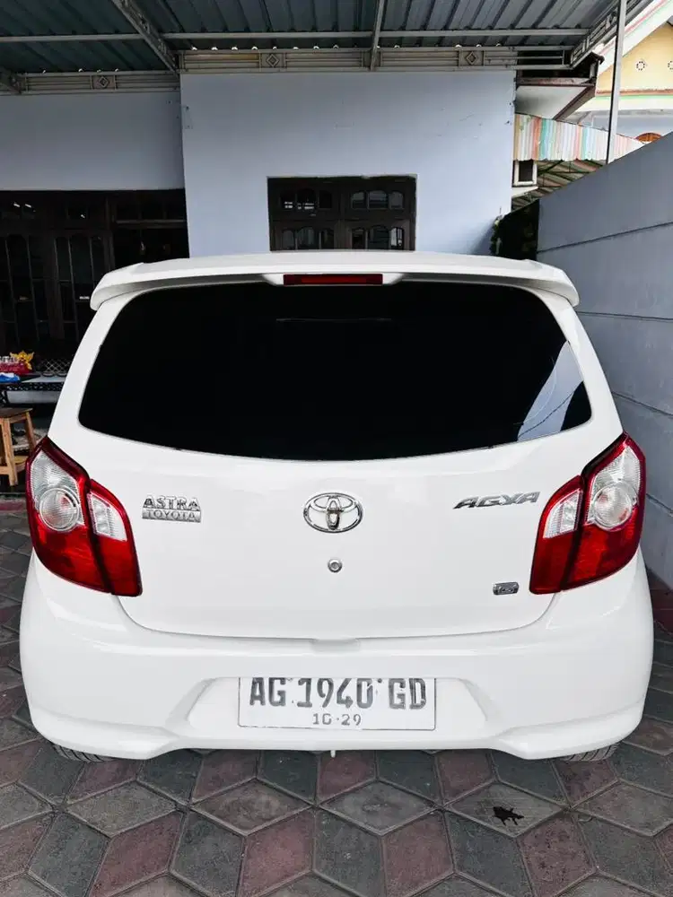 Agya G 2014 putih mt manual agia aygya aigya toyota