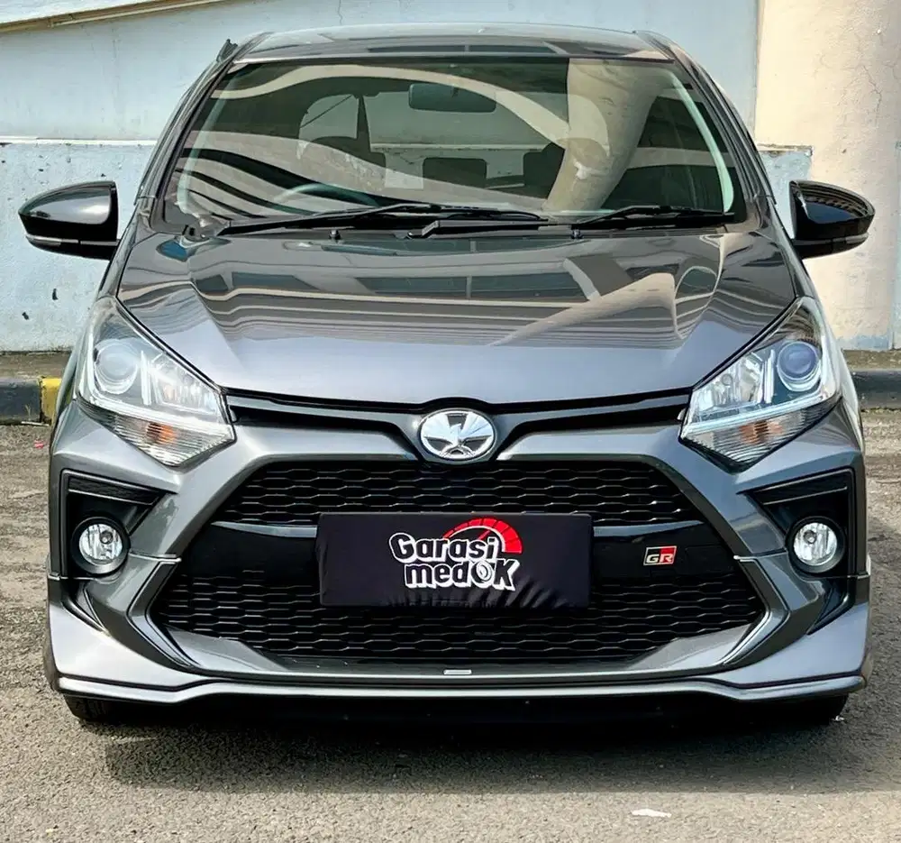 Toyota Agya GR 2023 Antik Low KM Murah Bekas Matic Abu Genap Garansi