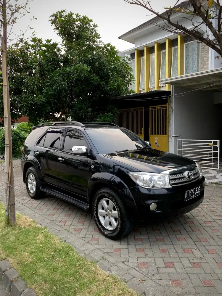 Toyota Fortuner 2011 Diesel