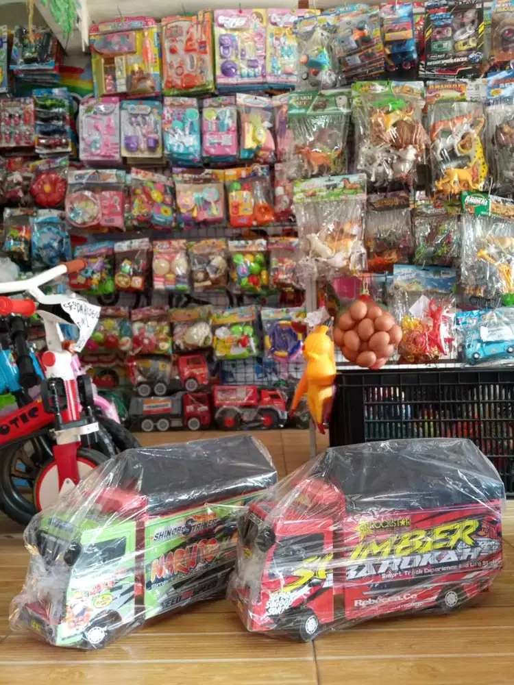 mainan anak truk oleng ada lampunya