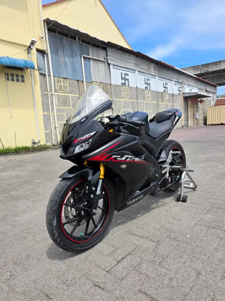 Yamaha R15 V3 Hitam 2020