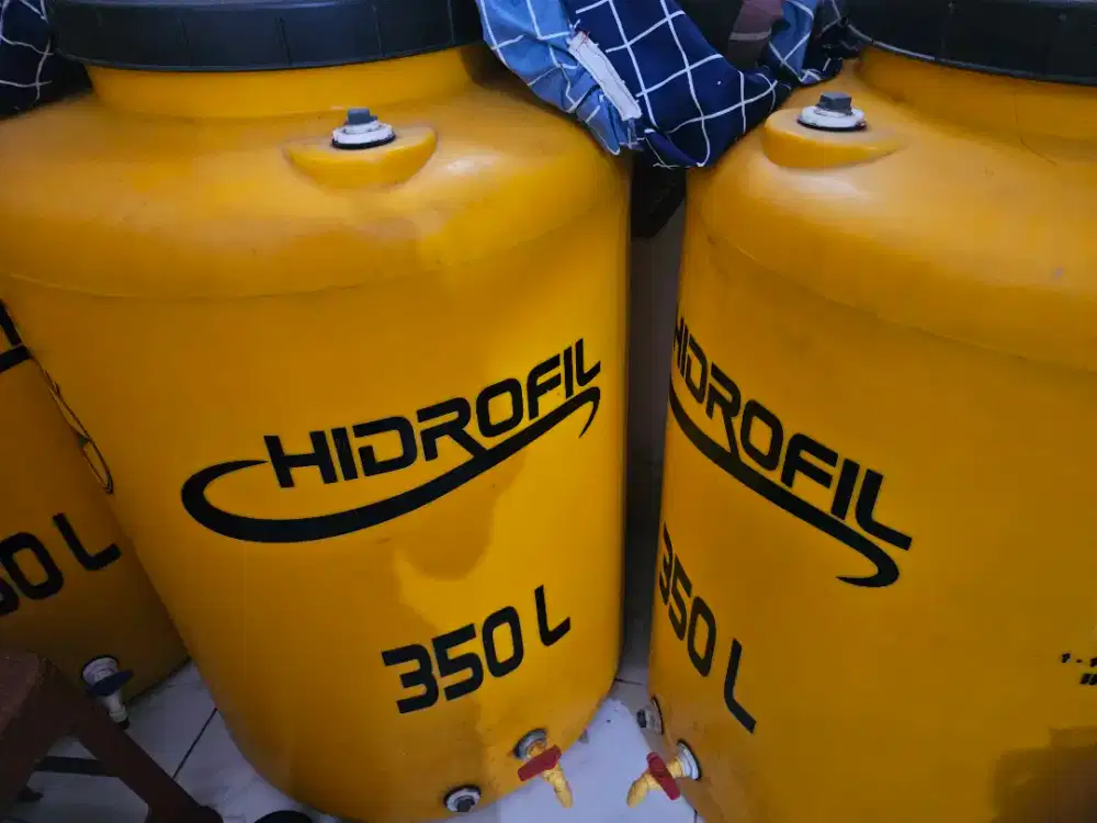 Tandon Air 350 Liter Merk Hidrofil (Kondisi 97%)
