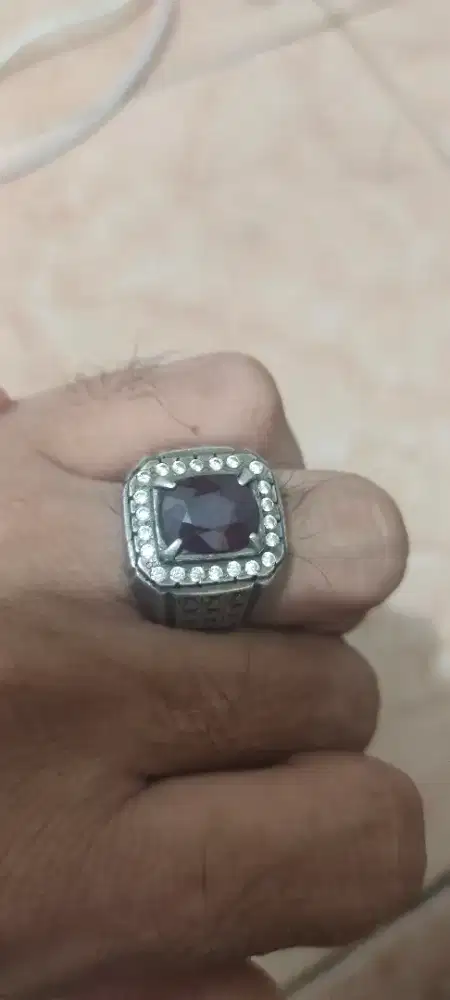 Rubi Diamond cutting