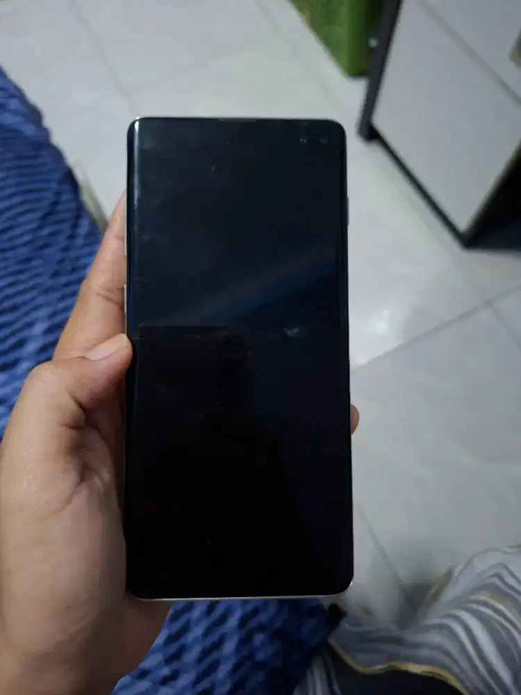 DIJUAL SAMSUNG S10 PLUS
