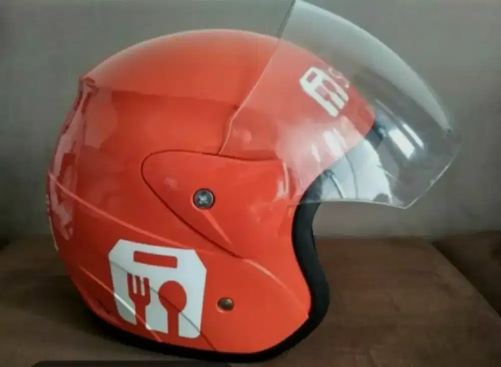 jaket dan helm shope food