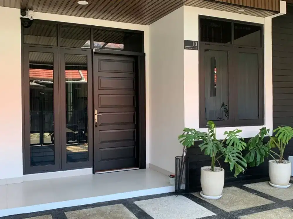 Rumah cantik siap huni Antapani Bandung dalam komplek