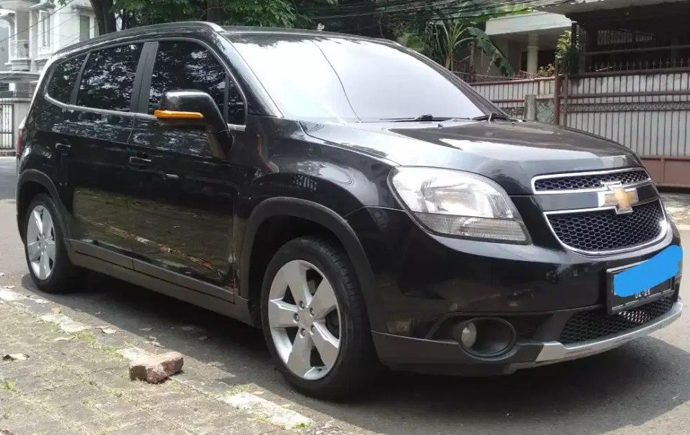 Chevrolet Orlando 1.8 LT 2015 Hitam AT Terawat