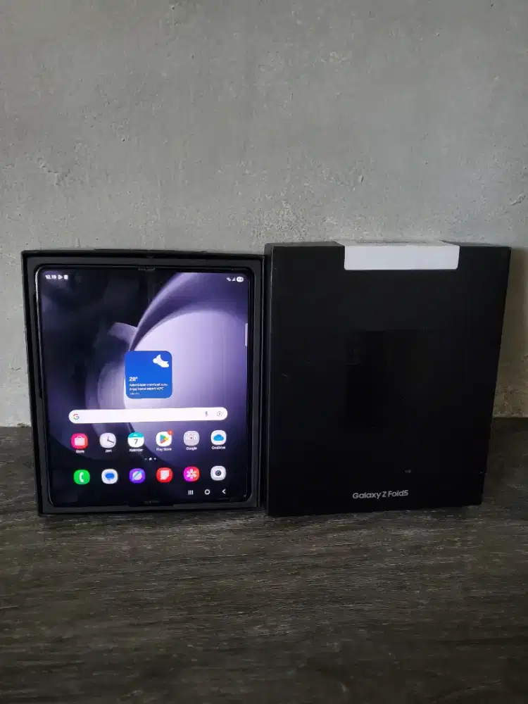 Samsung Galaxy Z Fold 5 12/512GB ex Sein