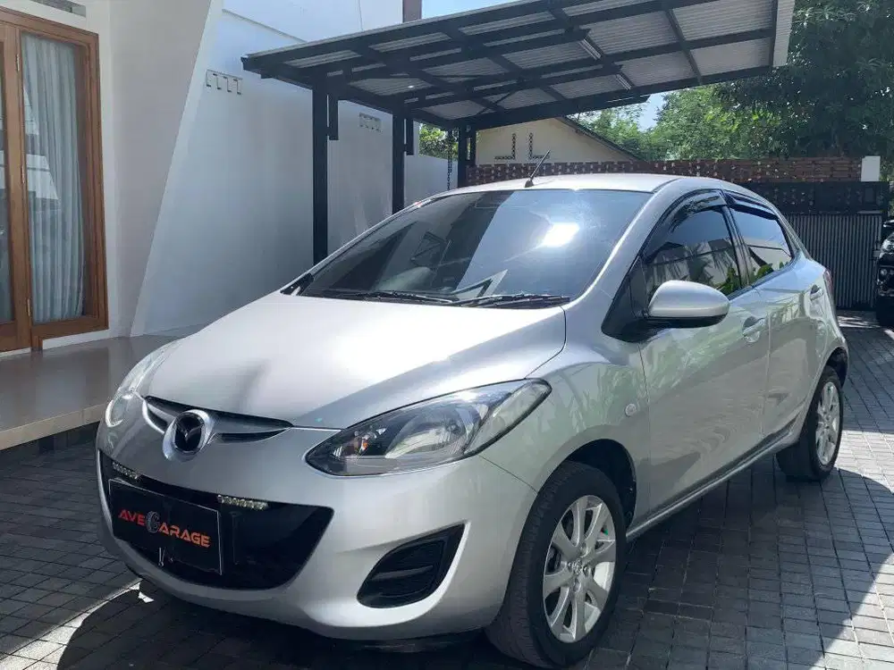 Mazda 2 S HB MT 2011