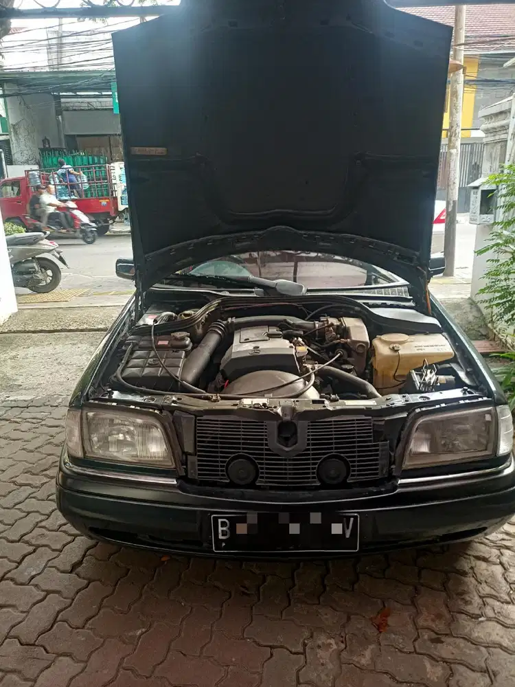 Mercedes-Benz C200 1996 Bensin