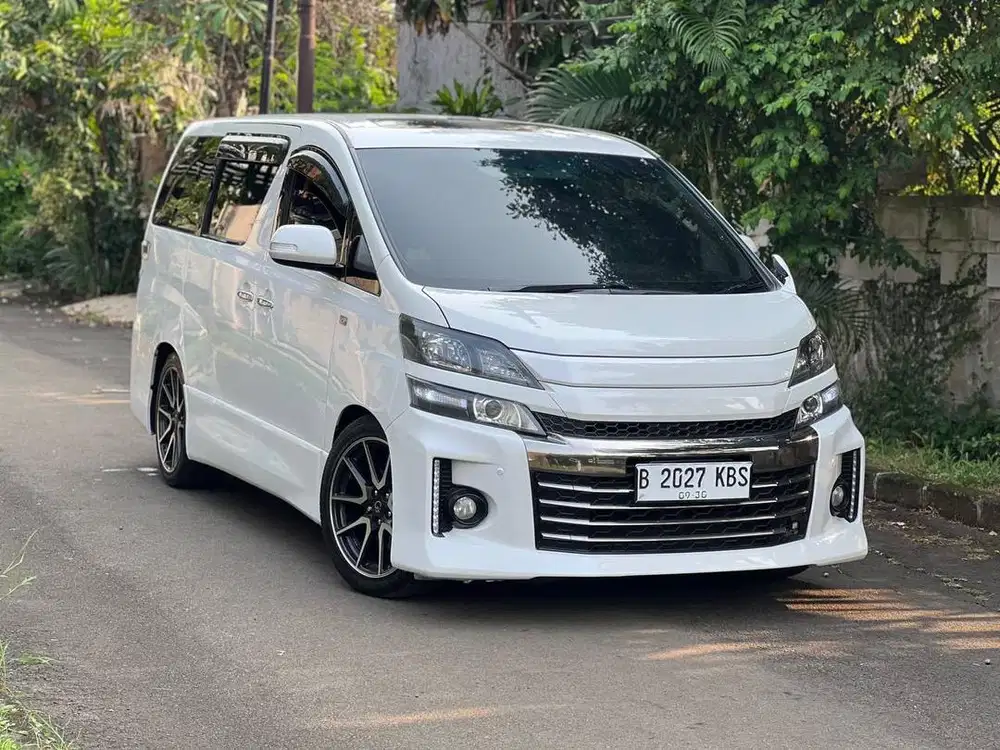 TOYOYA VELLFIRE 2.4 GS AT 2014 PUTIH ISTIMEWA SIAP PAKAI