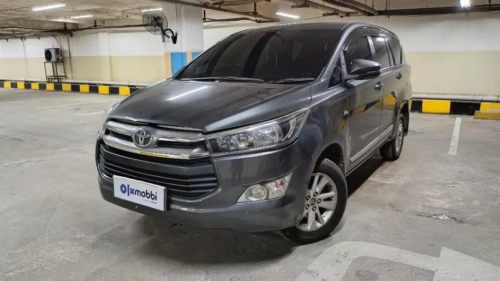 Nego Sampai Deal - Toyota Kijang Innova 2.0 G Bensin-AT 2017 Abu