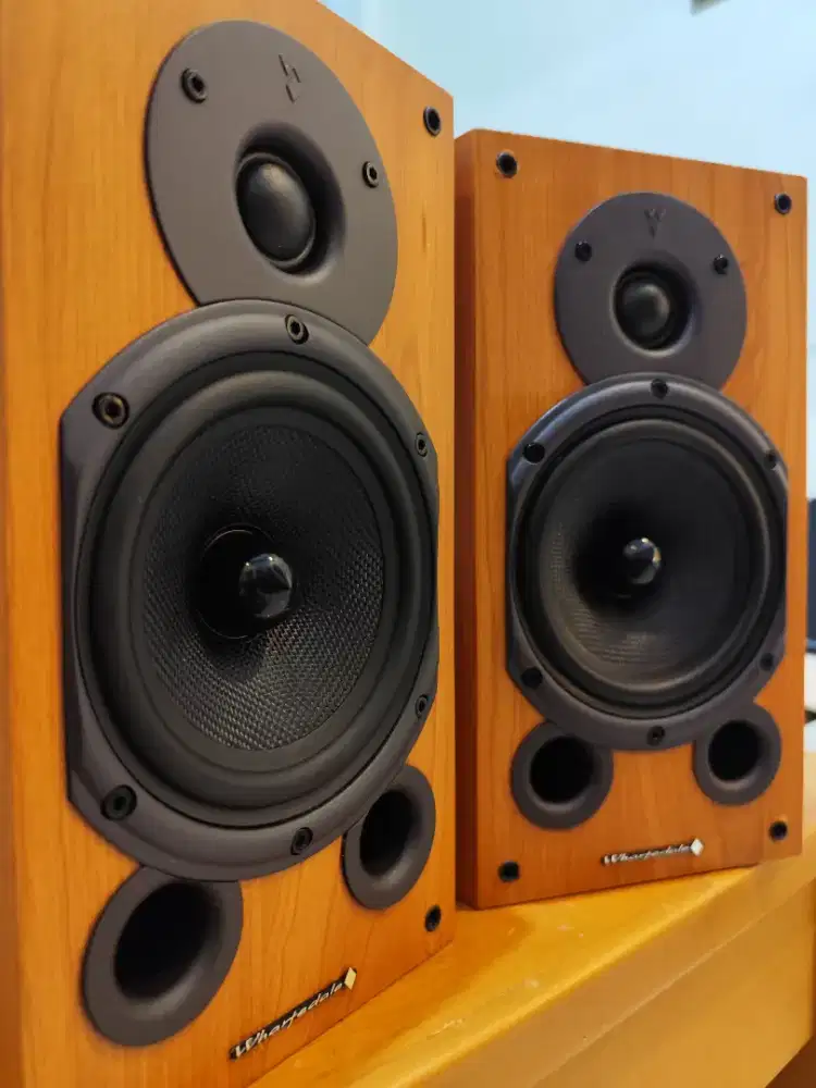 Speaker Bookself Wharfedale Diamond 9-1 like new