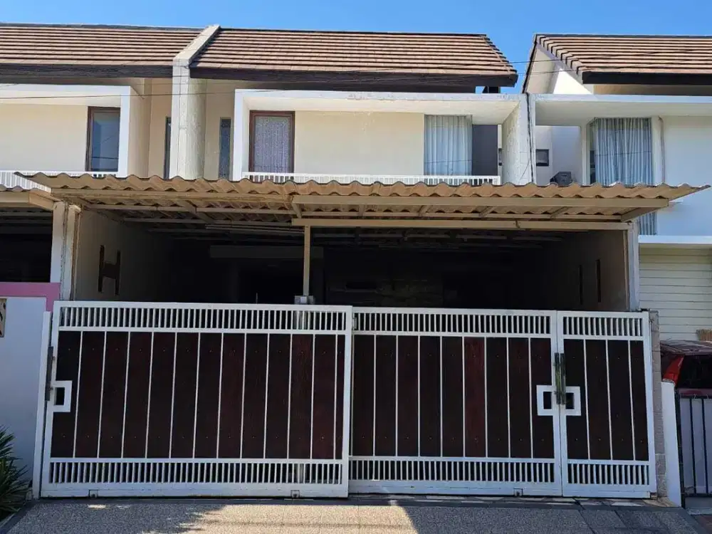 Jual rumah pantai mentari,, ada club house.