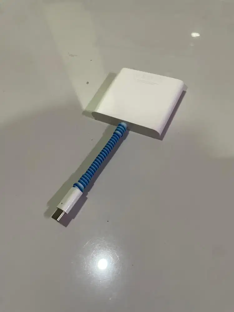 Dongle/USB C Port (Ipad/Macbook) Original IBOX