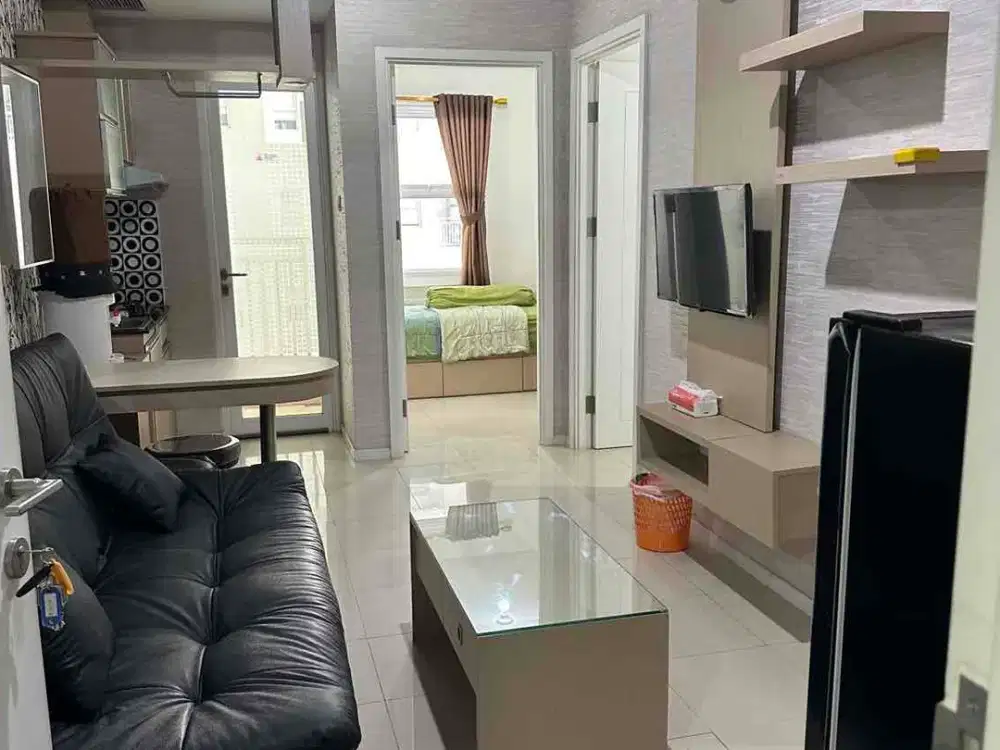 SEWA 2 BR murah Lantai 03 View kolam renang Apartmen Parahyangan Residence Bandung