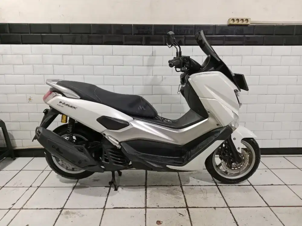 Nmax old tahun 2019 lengkap bagus